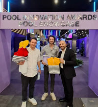 Una foto con il primo premio del Pool Innovation Award